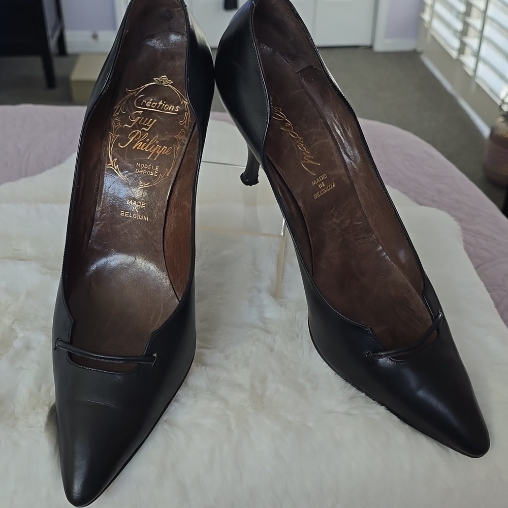 Mandel's Vintage Black Leather Women's Heels